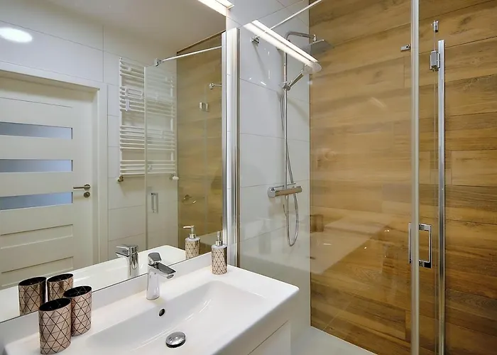 Nadmorskie Tarasy Nemo - Latarnia Morska - Port