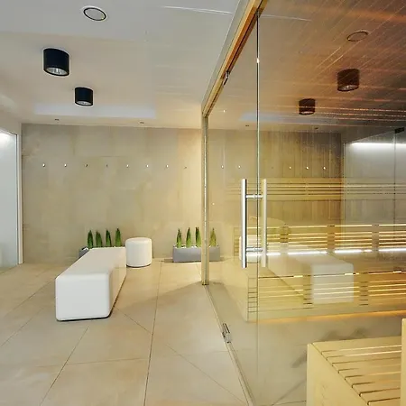 Nadmorskie Tarasy Nemo - Latarnia Morska - Port * Kolobrzeg